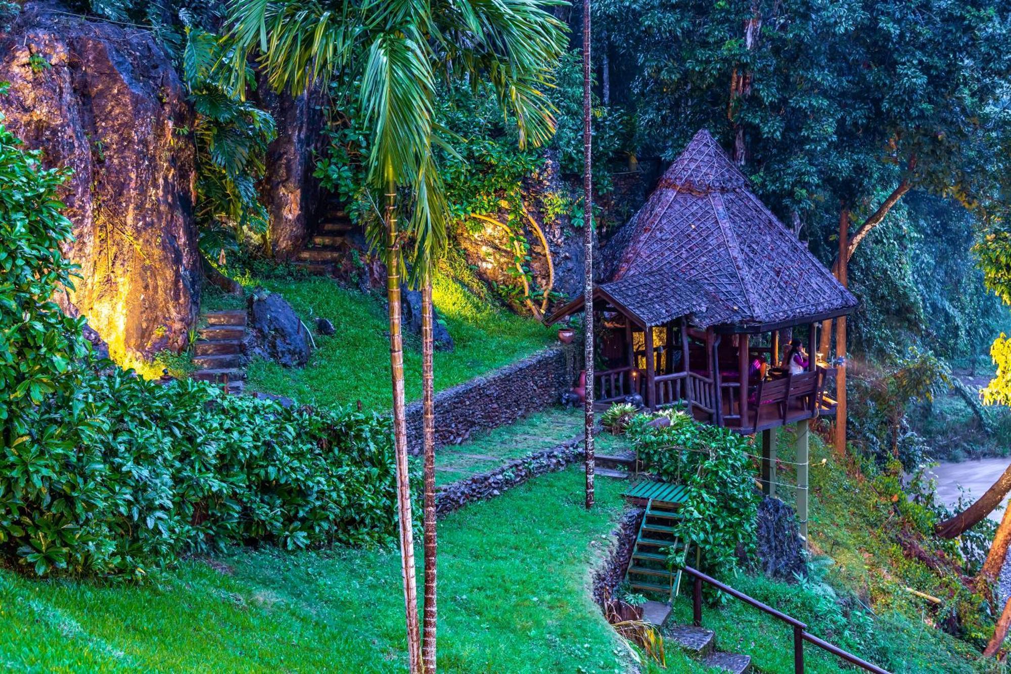 Kanlaya'S Eyrie, Luxury Homestay Pang Mapha Eksteriør billede
